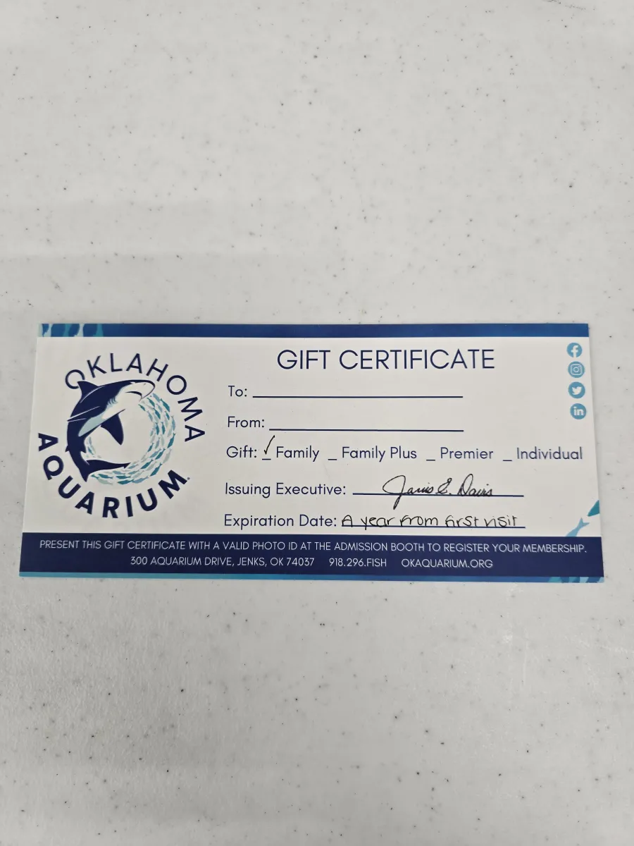 Dive Into Adventure with an Oklahoma Aquarium Family Membership